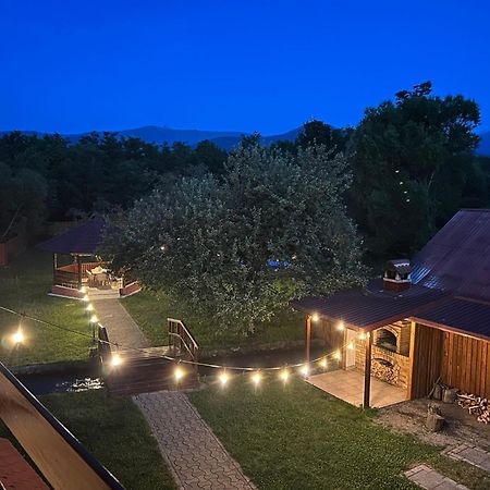 Horace Guesthouse Pool & Hot Tub & Bikes & River Dejani 外观 照片